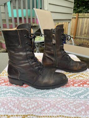 EU size 41, US size 9 faded black Palladium boots